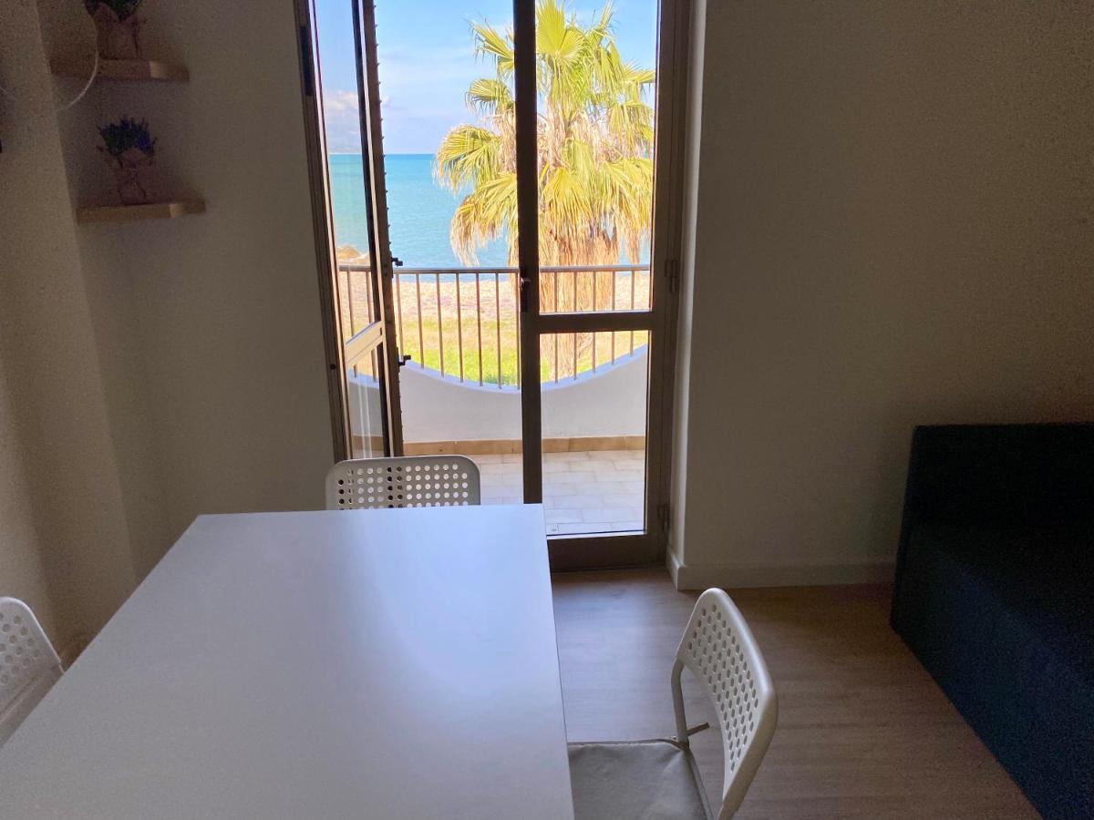 Caroni - Casa Sul Mare Apartment Caronia Marina ภายนอก รูปภาพ