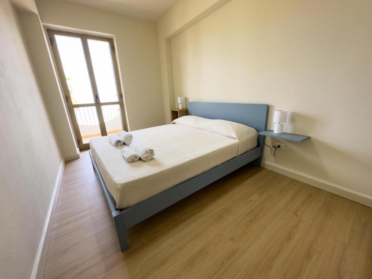 Caroni - Casa Sul Mare Apartment Caronia Marina ภายนอก รูปภาพ